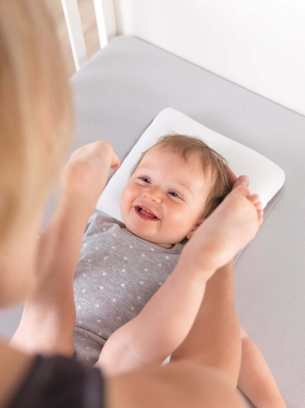 Theraline Baby Flat Head Pillow – Size 1 & 2 (Head Shape Protection)