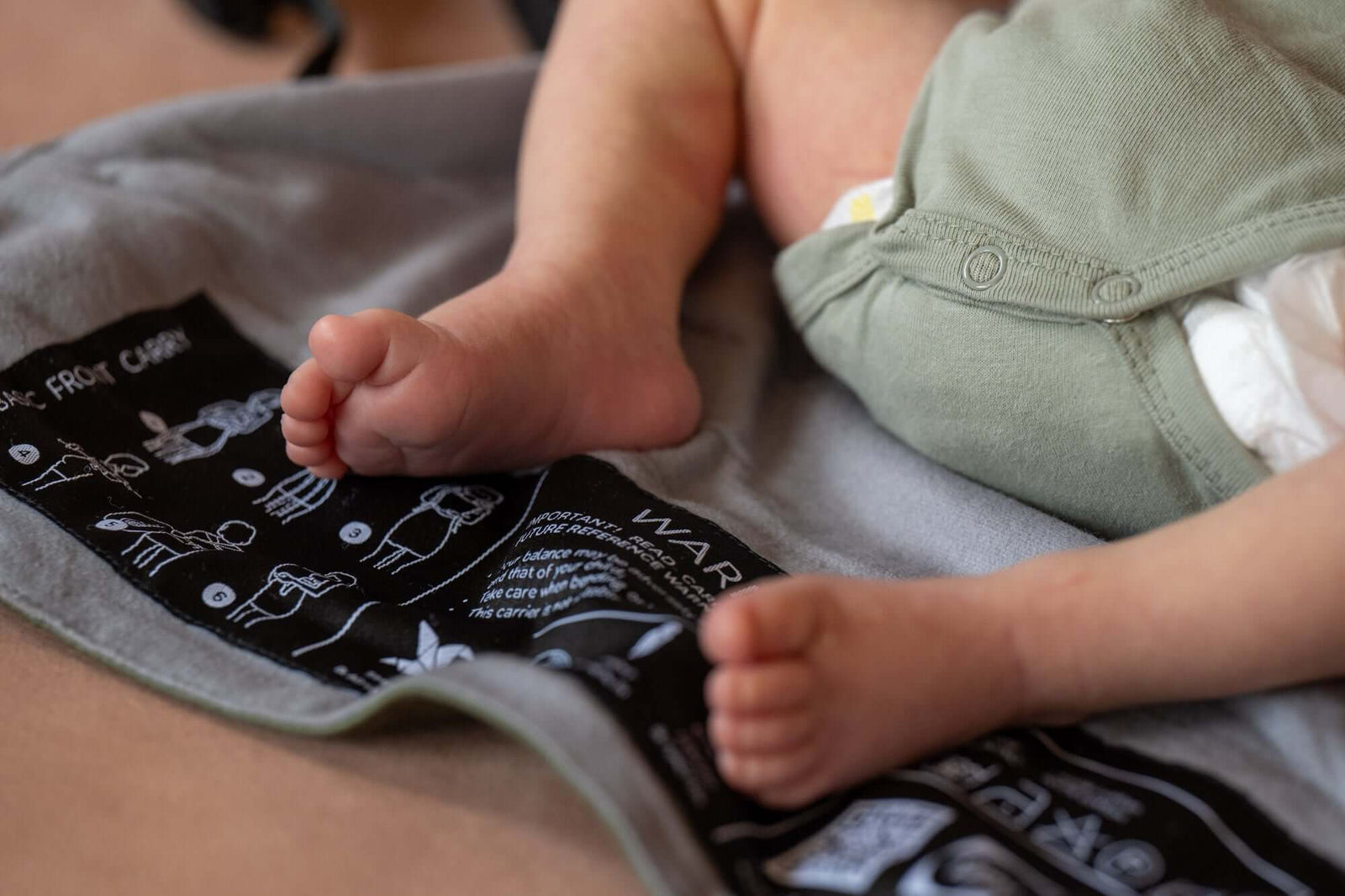 BabyMoon Carriers - Designed for Premature Babies (Mini : 1.5 kg - 10 kg)