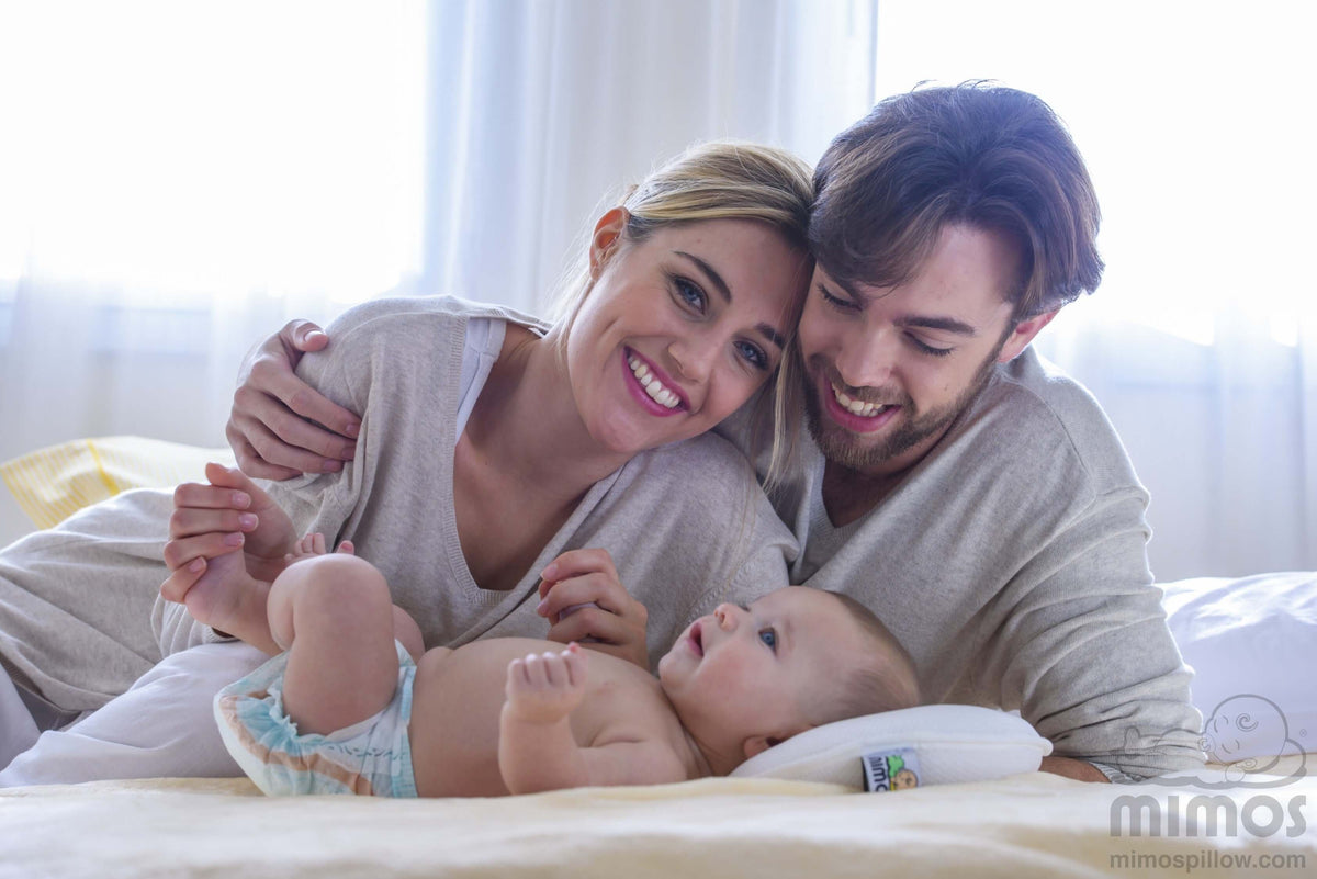 Pillow to shops help baby with flat head